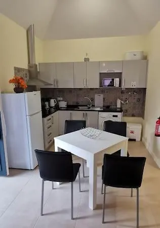 Franciscus 1a Apartment